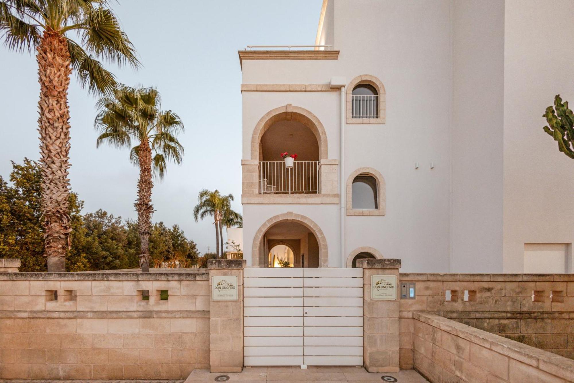 Don Onofrio Villa Monopoli Exteriör bild