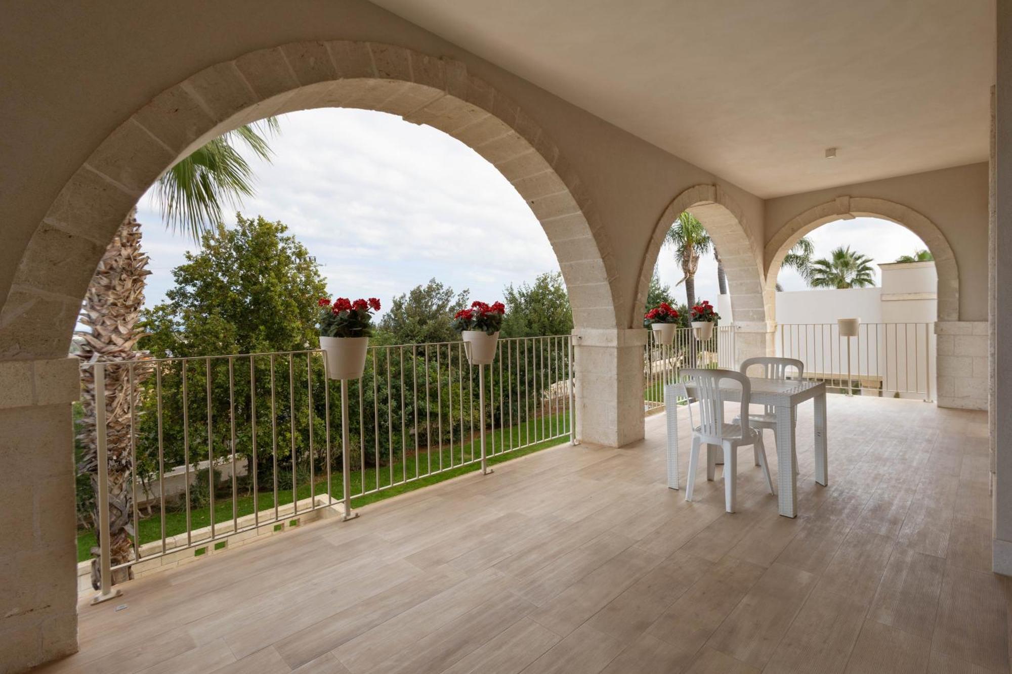Don Onofrio Villa Monopoli Exteriör bild